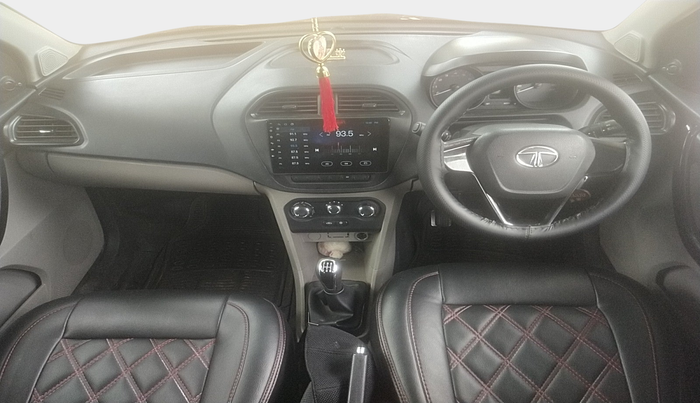 2018 Tata Tiago XM DIESEL, Diesel, Manual, 1,04,218 km, interior