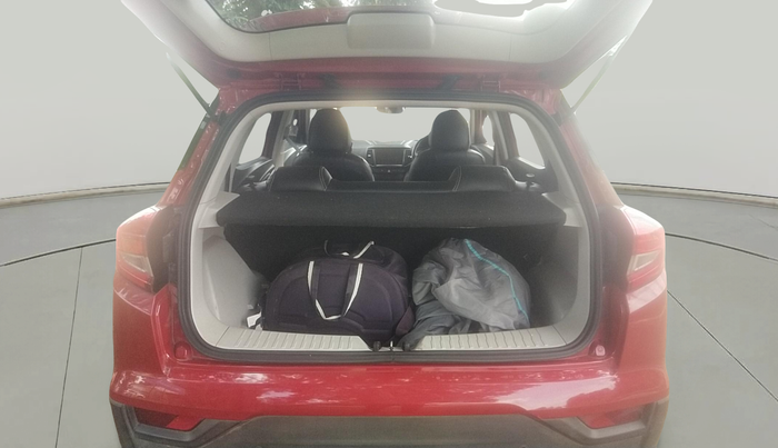 2022 Mahindra XUV300 W6 1.5 DIESEL AMT, Diesel, Automatic, 41,197 km, exterior