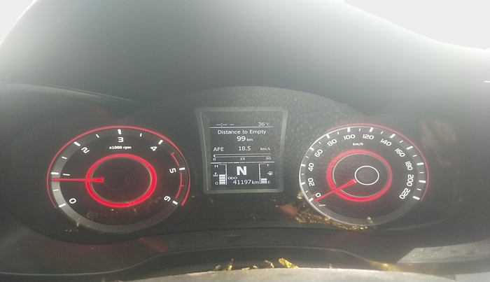 2022 Mahindra XUV300 W6 1.5 DIESEL AMT, Diesel, Automatic, 41,197 km, interior