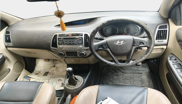 2013 Hyundai i20 SPORTZ 1.2, Petrol, Manual, 59,405 km, interior