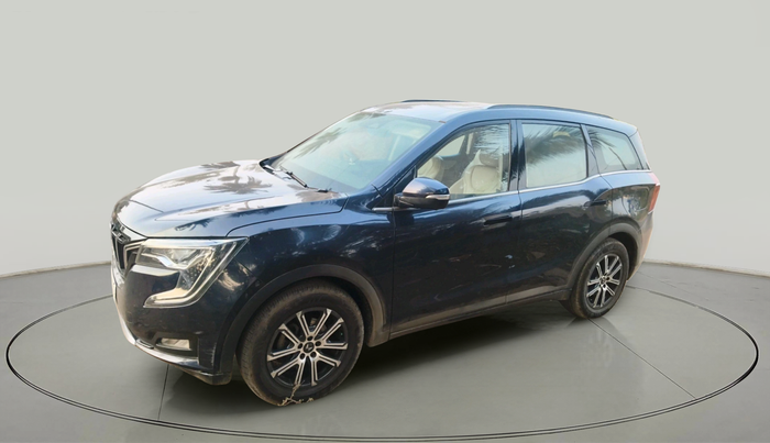 2022 Mahindra XUV700 AX 7 LUXURY D AWD AT 7 STR, Diesel, Automatic, 1,00,949 km, exterior