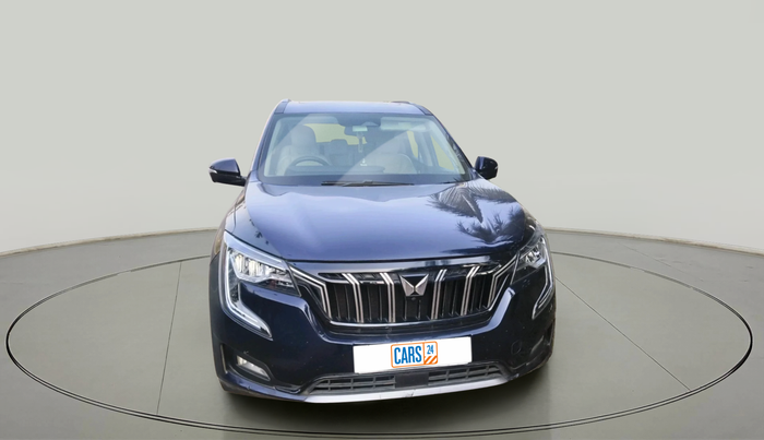 2022 Mahindra XUV700 AX 7 LUXURY D AWD AT 7 STR, Diesel, Automatic, 1,00,949 km, exterior