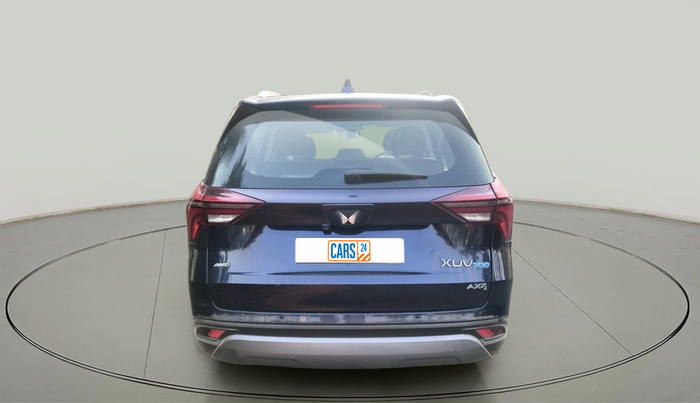 2022 Mahindra XUV700 AX 7 LUXURY D AWD AT 7 STR, Diesel, Automatic, 1,00,949 km, exterior