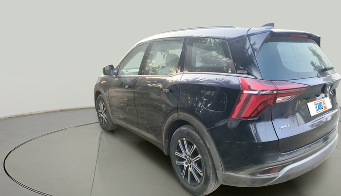 2022 Mahindra XUV700 AX 7 LUXURY D AWD AT 7 STR, Diesel, Automatic, 1,00,949 km, exterior