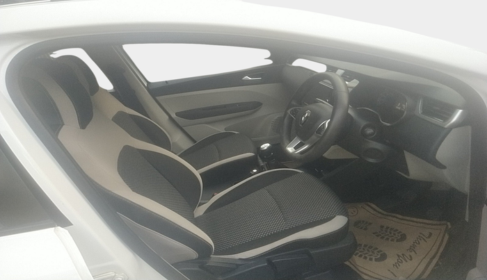 2021 Renault TRIBER RXZ, Petrol, Manual, 73,887 km, interior