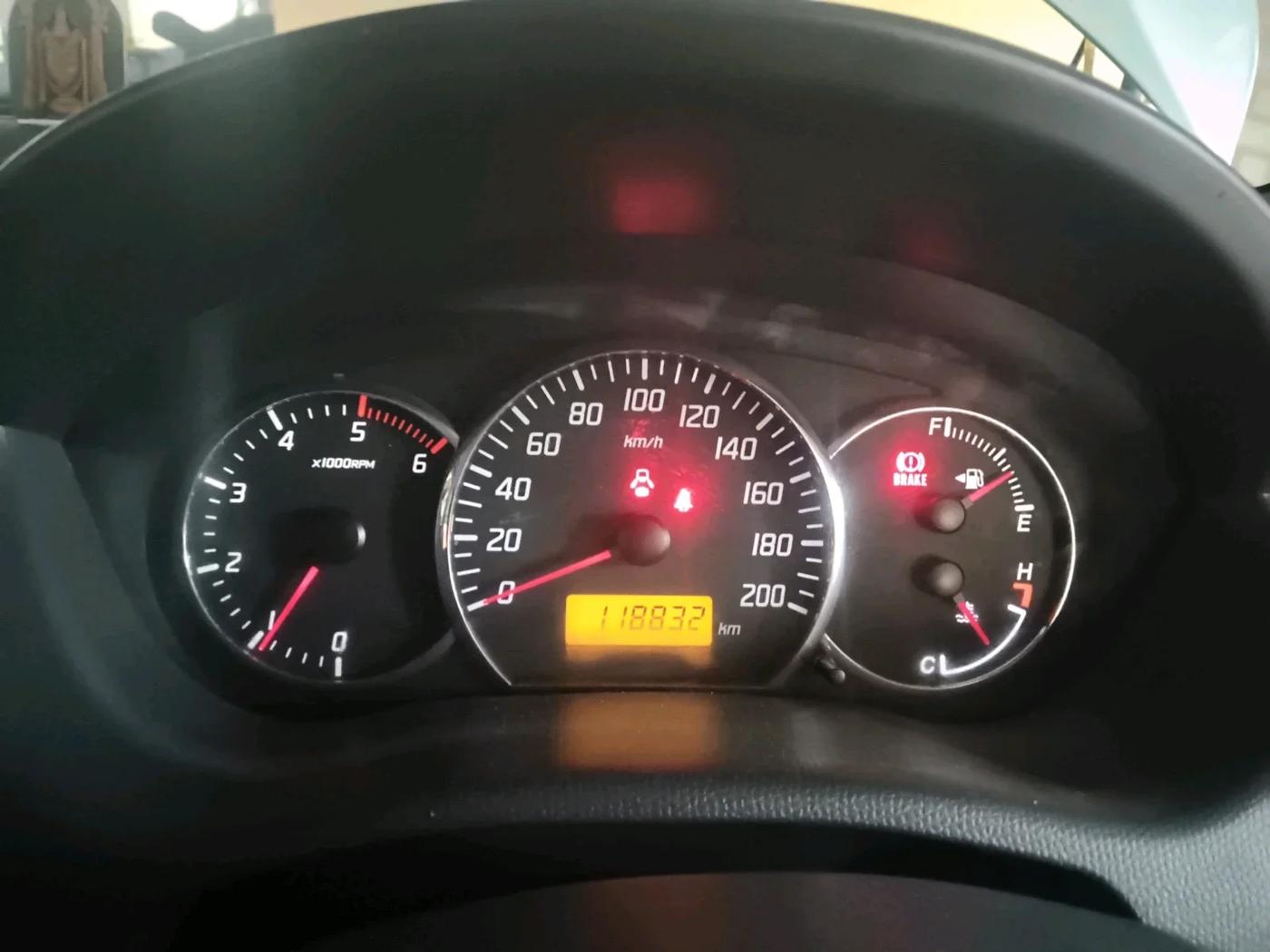 2011 Maruti Swift VDI, Diesel, Manual, 1,18,832 km, interior