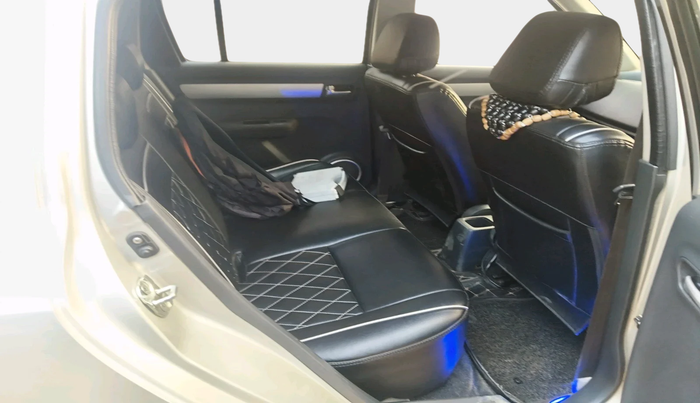 2011 Maruti Swift VDI, Diesel, Manual, 1,18,832 km, interior