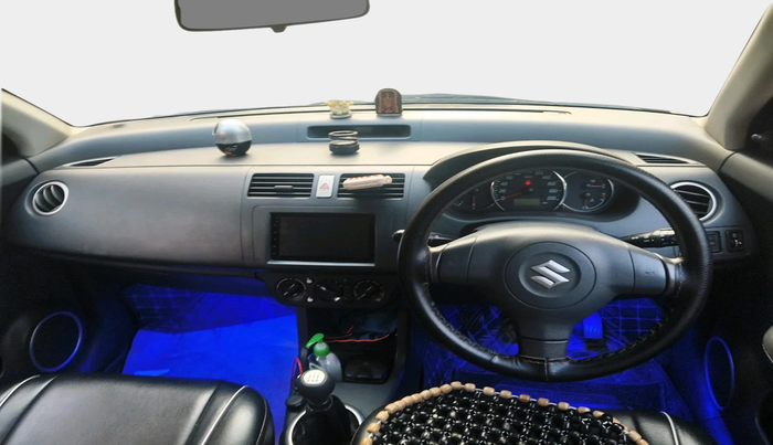 2011 Maruti Swift VDI, Diesel, Manual, 1,18,832 km, interior