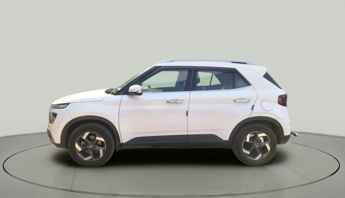 2021 Hyundai VENUE SX 1.5 (O) EXECUTIVE CRDI, Diesel, Manual, 1,26,448 km, exterior