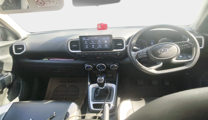 2021 Hyundai VENUE SX 1.5 (O) EXECUTIVE CRDI, Diesel, Manual, 1,26,448 km, interior