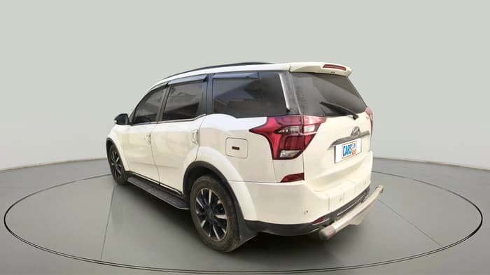2021 Mahindra XUV500 W11, Diesel, Manual, 1,21,773 km, exterior