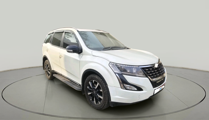 2021 Mahindra XUV500 W11, Diesel, Manual, 1,21,773 km, exterior