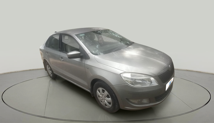 2014 Skoda Rapid AMBITION 1.6 TDI CR MT PLUS, Diesel, Manual, 1,07,470 km, exterior