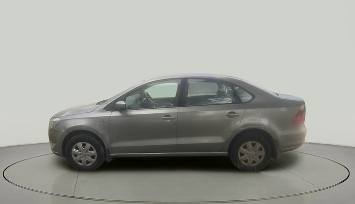 2014 Skoda Rapid AMBITION 1.6 TDI CR MT PLUS, Diesel, Manual, 1,07,470 km, exterior