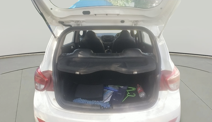 2015 Hyundai Grand i10 SPORTZ 1.2 KAPPA VTVT, Petrol, Manual, 98,801 km, exterior
