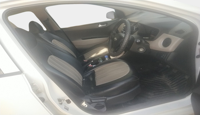 2015 Hyundai Grand i10 SPORTZ 1.2 KAPPA VTVT, Petrol, Manual, 98,801 km, interior