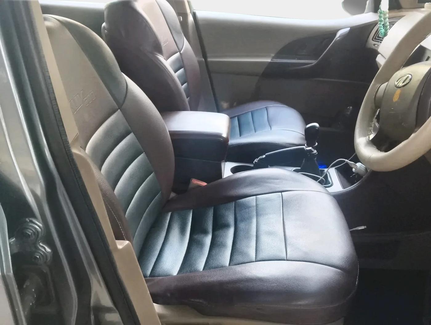 2014 Mahindra XUV500 W4, Diesel, Manual, 83,524 km, interior