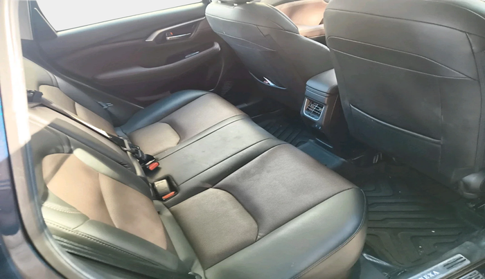 2024 Maruti Grand Vitara ALPHA SMART HYBRID, Petrol, Manual, 12,437 km, interior