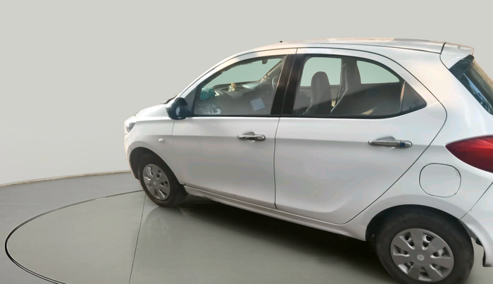 2016 Tata Tiago XM PETROL, Petrol, Manual, 67,798 km, exterior