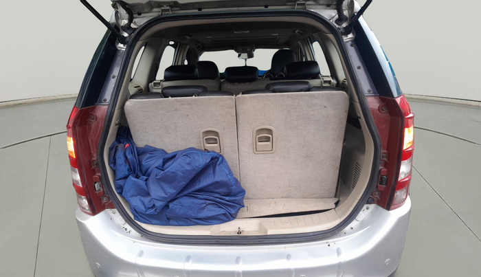 2015 Mahindra XUV500 W10 AWD, Diesel, Manual, 1,52,666 km, exterior