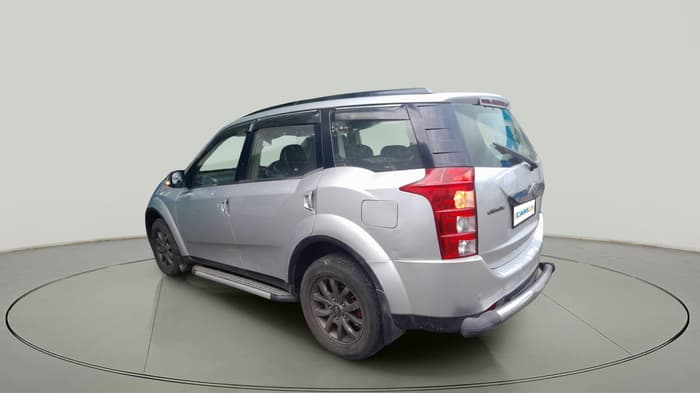 2015 Mahindra XUV500 W10 AWD, Diesel, Manual, 1,52,666 km, exterior