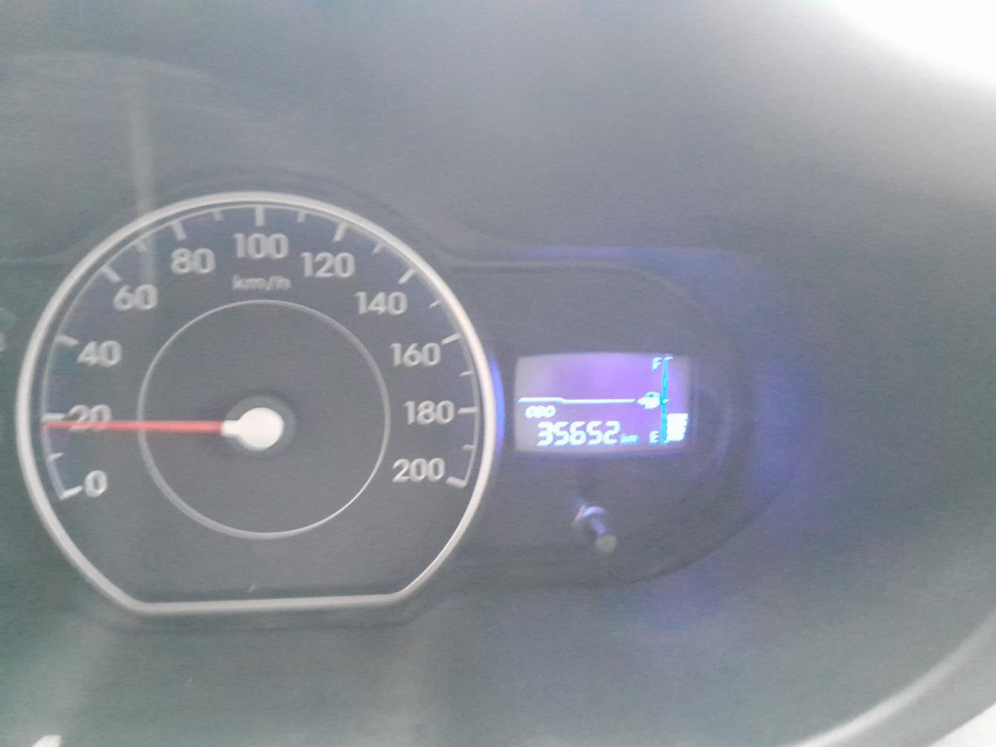 2013 Hyundai i10 SPORTZ 1.1, Petrol, Manual, 35,652 km, interior