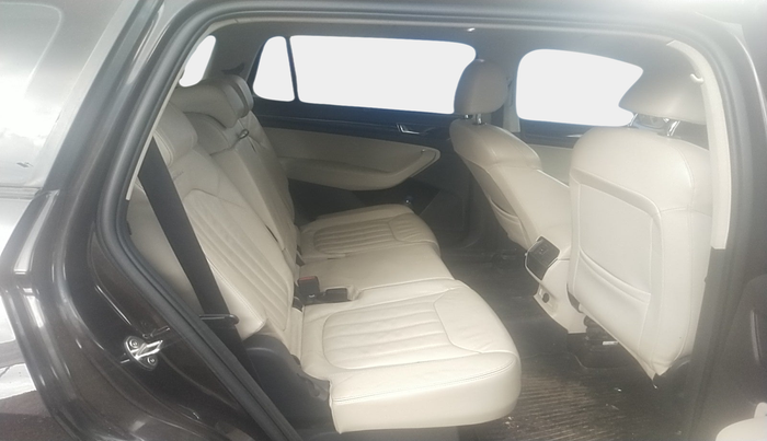 2018 Skoda Kodiaq L&K 2.0 TDI 4X4 AT, Diesel, Automatic, 1,25,831 km, interior