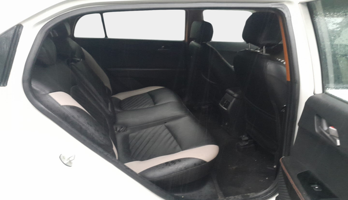 2016 Hyundai Creta SX PLUS AT 1.6 DIESEL, Diesel, Automatic, 1,06,999 km, interior