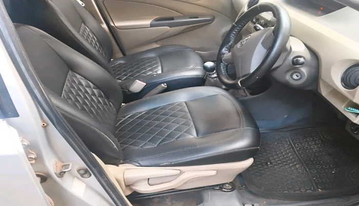 2013 Toyota Etios GD, Diesel, Manual, 1,67,181 km, interior