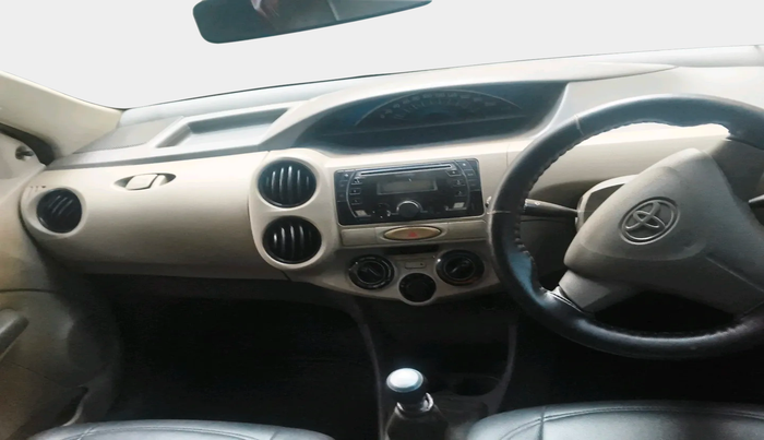 2013 Toyota Etios GD, Diesel, Manual, 1,67,181 km, interior