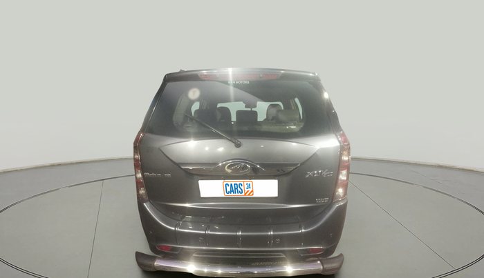 2016 Mahindra XUV500 W10, Diesel, Manual, 1,98,270 km, exterior