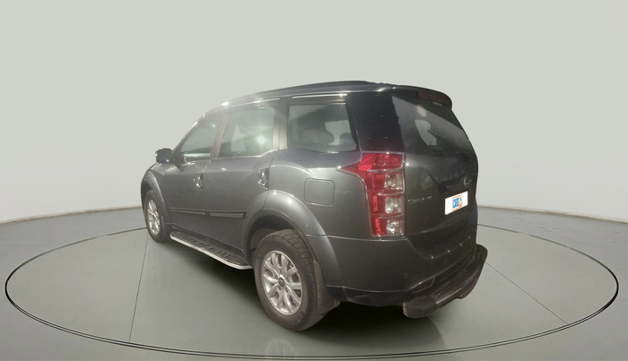 2016 Mahindra XUV500 W10, Diesel, Manual, 1,98,270 km, exterior