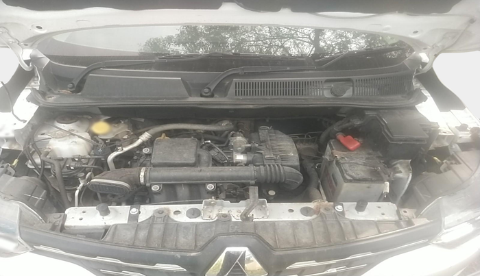 2021 Renault TRIBER RXZ, Petrol, Manual, 34,875 km, exterior