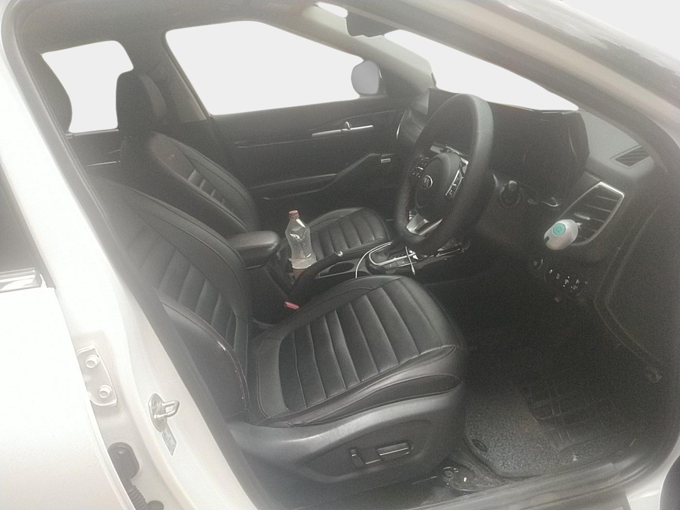 2020 KIA SELTOS GTX PLUS AT 1.5 DIESEL, Diesel, Automatic, 1,23,687 km, interior