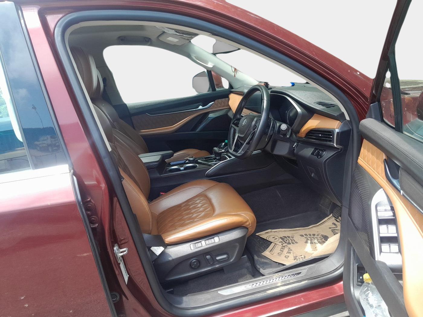 2020 MG GLOSTER SAVVY 6 STR 2.0 TWIN TURBO 4WD, Diesel, Automatic, 1,16,000 km, interior