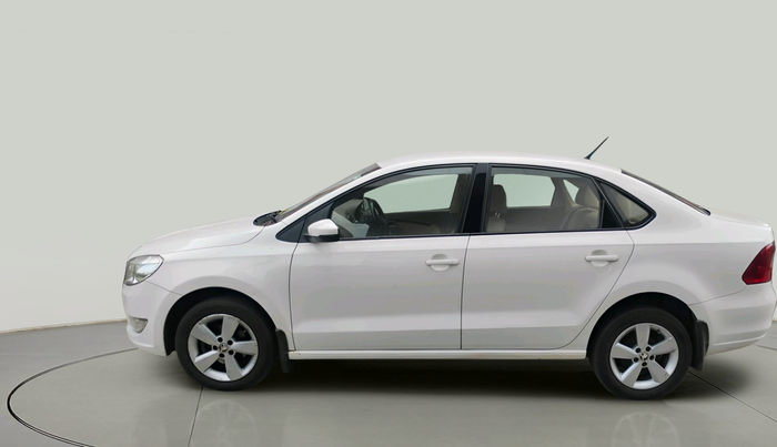 2016 Skoda Rapid 1.5 TDI CR STYLE PLUS AT, Diesel, Automatic, 1,84,597 km, exterior