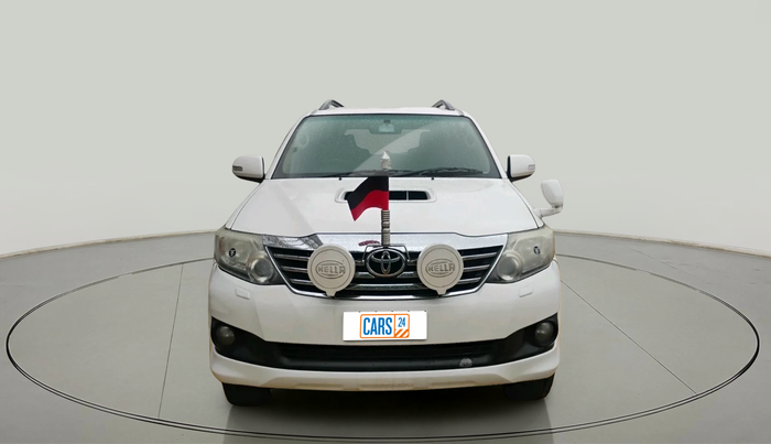 2014 Toyota Fortuner 3.0 4X2 MT, Diesel, Manual, 1,75,775 km, exterior