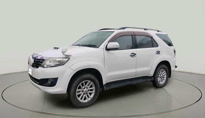 2014 Toyota Fortuner 3.0 4X2 MT, Diesel, Manual, 1,75,775 km, exterior