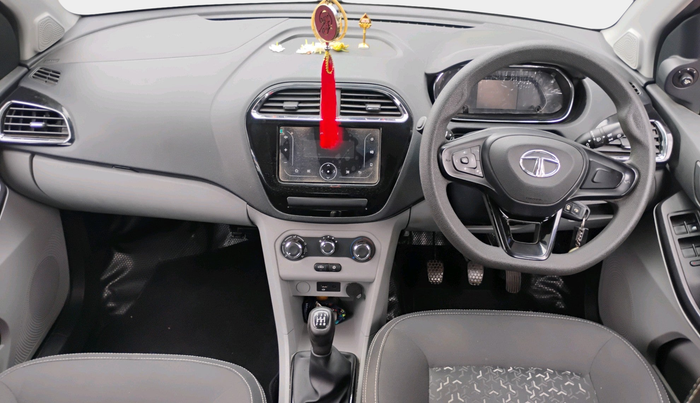 2021 Tata Tiago XT PETROL, Petrol, Manual, 24,512 km, interior
