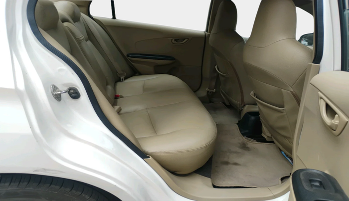 2015 Honda Amaze 1.2L I-VTEC S, Petrol, Manual, 1,49,301 km, interior