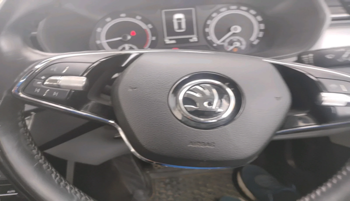 2022 Skoda KUSHAQ AMBITION 1.0L TSI MT, Petrol, Manual, 38,305 km, interior