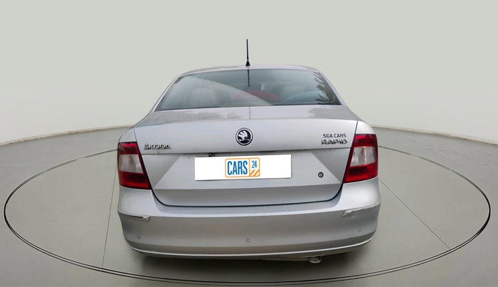 2015 Skoda Rapid 1.5 TDI CR ELEGANCE AT, Diesel, Automatic, 1,20,679 km, exterior