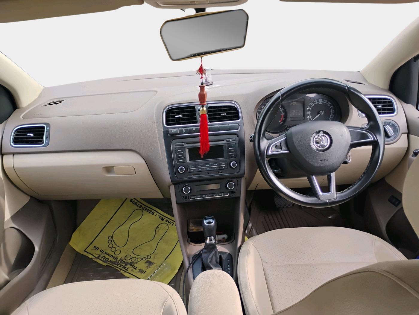 2015 Skoda Rapid 1.5 TDI CR ELEGANCE AT, Diesel, Automatic, 1,23,500 km, interior