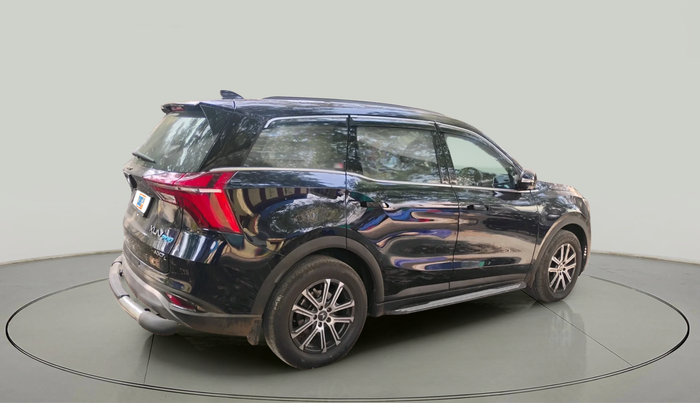 2023 Mahindra XUV700 AX 7 LUXURY D AWD AT 7 STR, Diesel, Automatic, 23,593 km, exterior