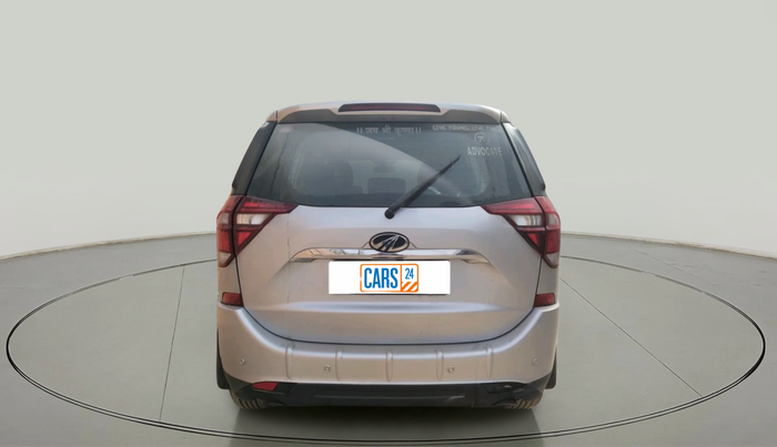 2018 Mahindra XUV500 W11, Diesel, Manual, 68,834 km, exterior