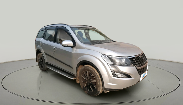 2018 Mahindra XUV500 W11, Diesel, Manual, 68,834 km, exterior