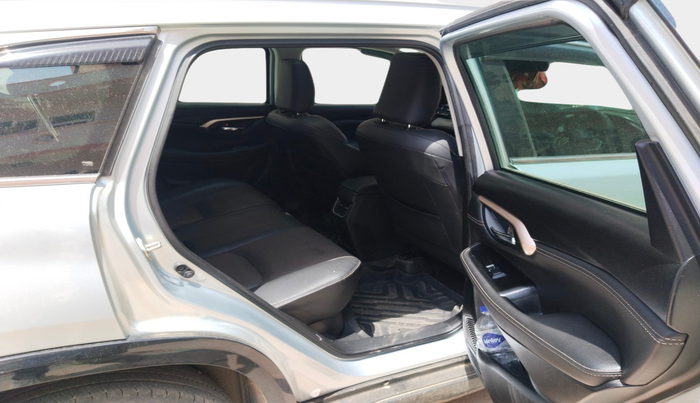 2024 Maruti Grand Vitara ALPHA PLUS HYBRID ECVT, Hybrid, Automatic, 17,711 km, interior
