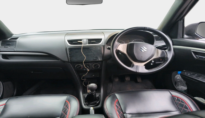 2014 Maruti Swift VXI, Petrol, Manual, 1,35,522 km, interior