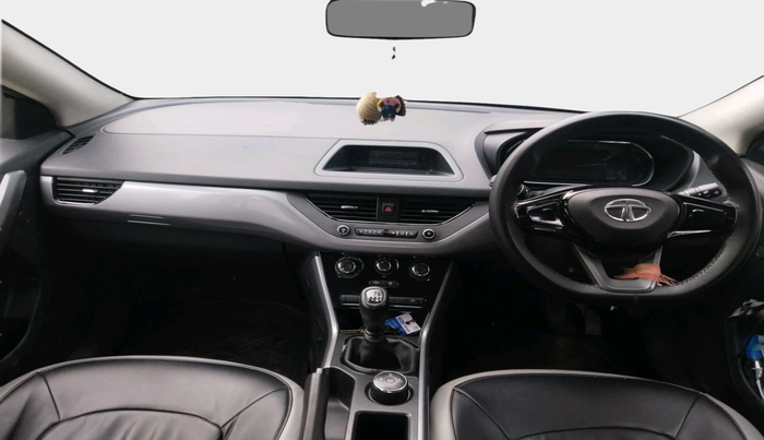 2022 Tata NEXON XM PETROL, Petrol, Manual, 72,009 km, interior