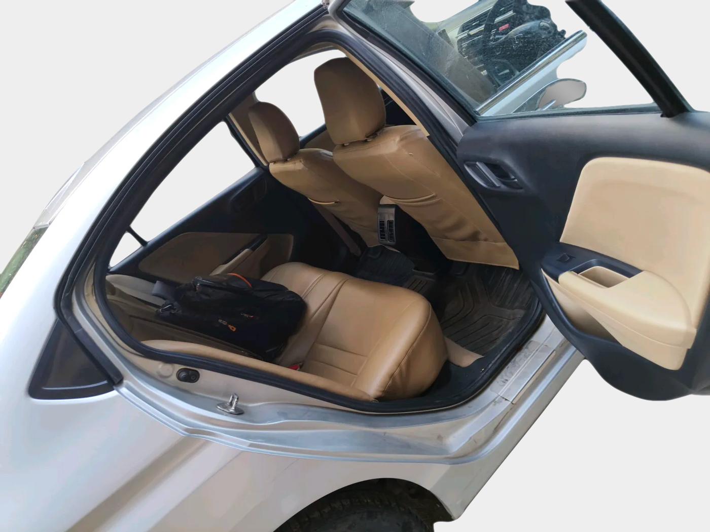 2015 Honda City 1.5L I-VTEC SV, Petrol, Manual, 98,000 km, interior